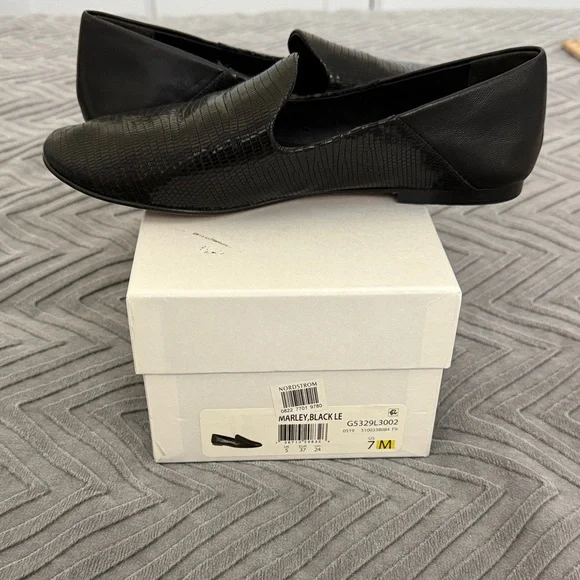 Vince Marley Venetian Loafer - Picture 11 of 12